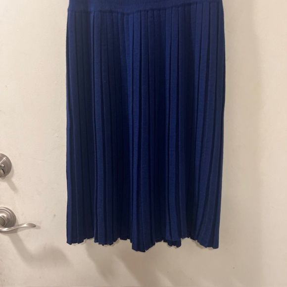 Womens Blue Elastic Waist Pleated Midi Stretchy Skirt Size M/L - Picture 4 of 7